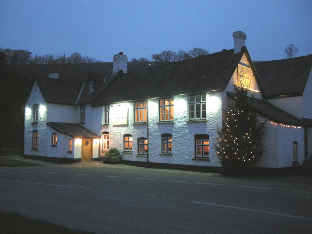 Hotel The Bell At Skenfrith Esterno foto